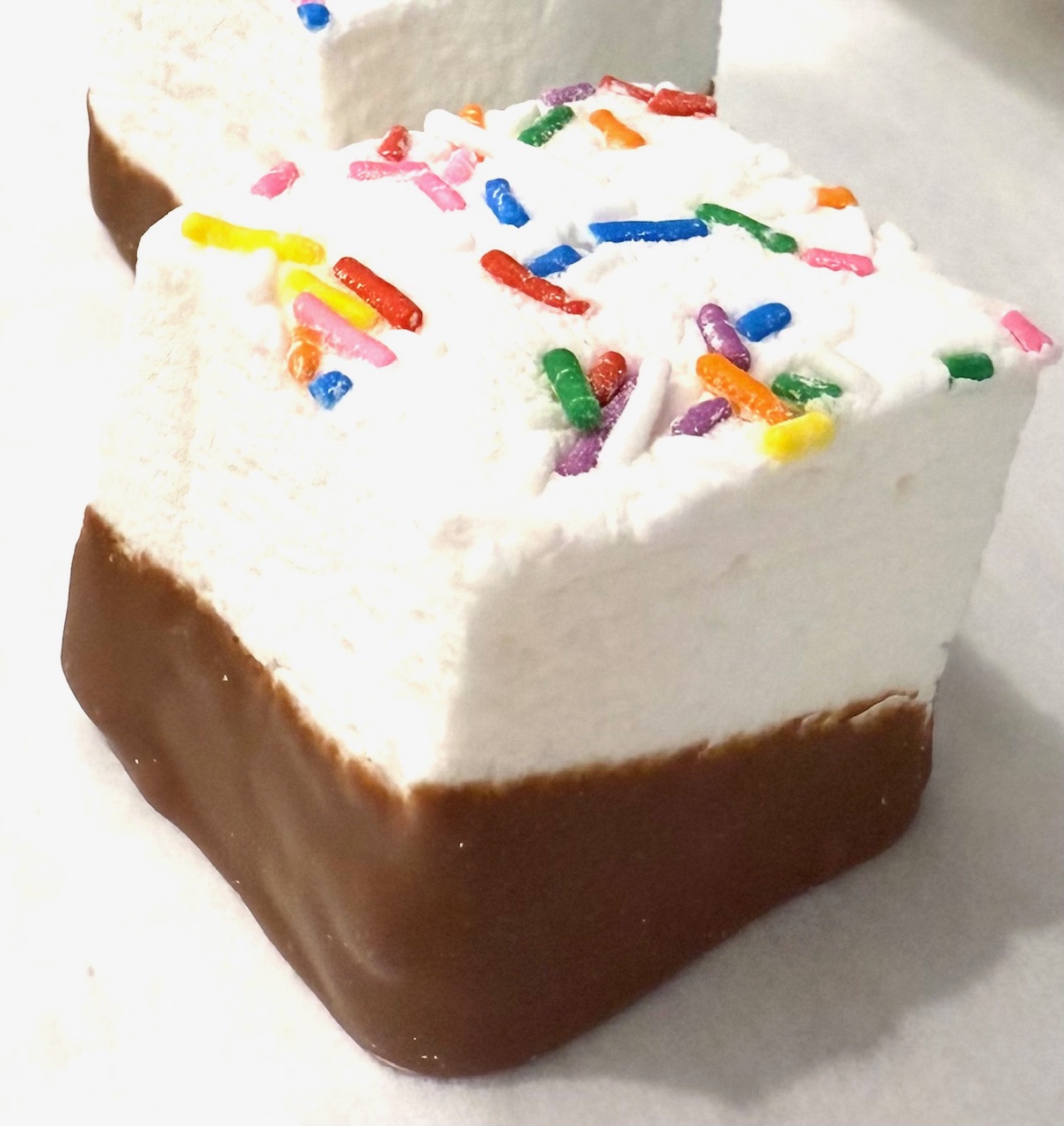Birthday Cake Mallo Squares in Milk Chocolate (Muskoka Marshmallow Co)