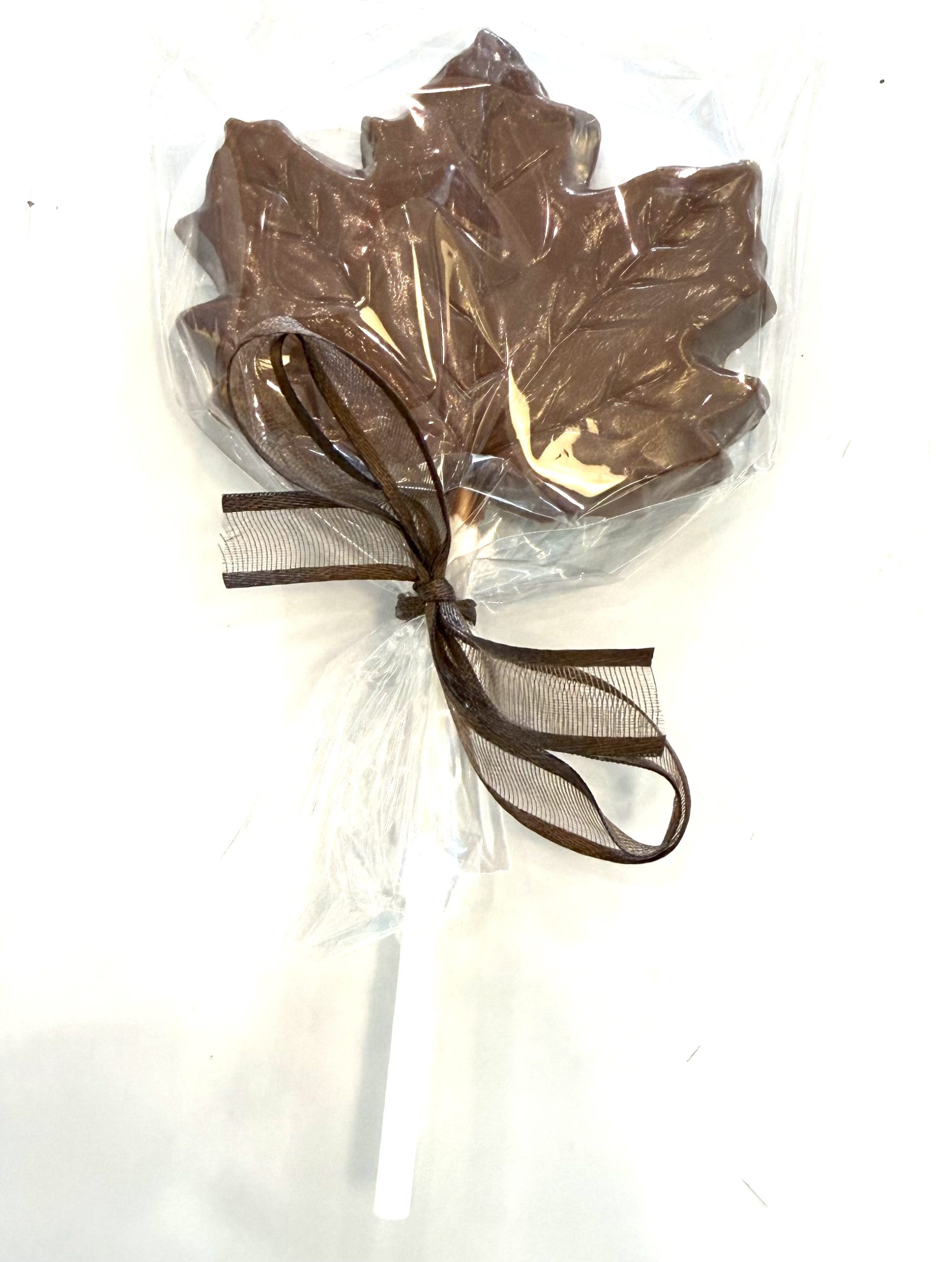 Maple Leaf Lollipop - Milk Chocolate 35g
